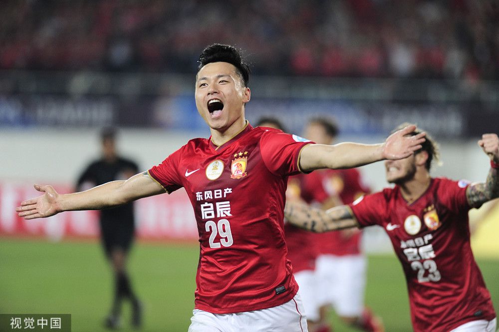 你不能回去上班，你就待在这里。